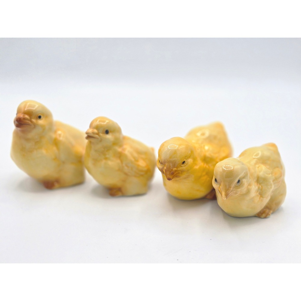 Vintage Ceramic Yellow Chick Figurines Set‎ of 4 (Appx 2.5-3")